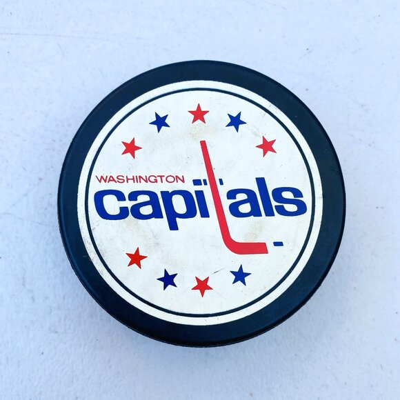 Vintage Washington Capitals NHL Official Game Hockey Puck by General Tire - Picture 1 of 4